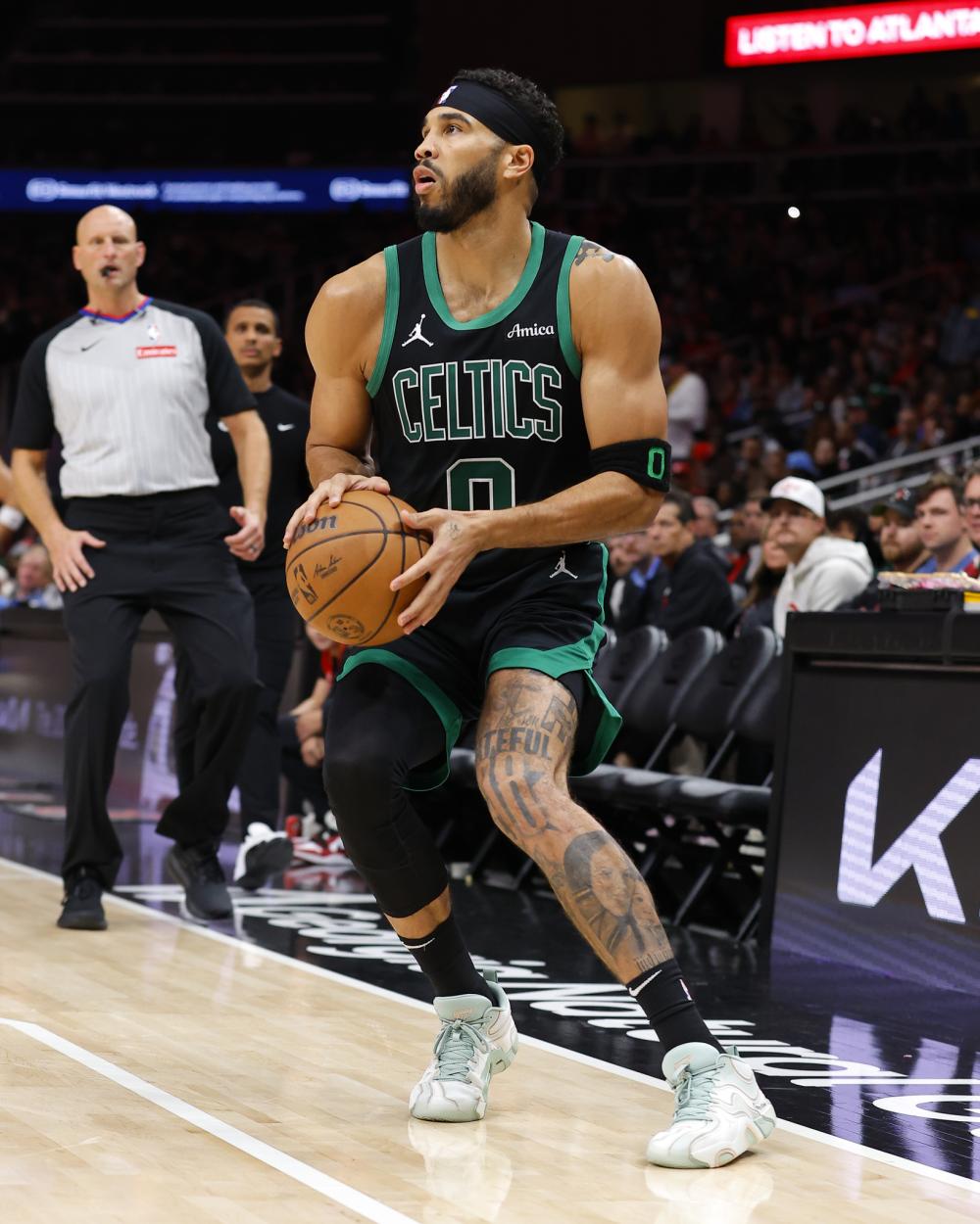 场面却不占 场面却不占