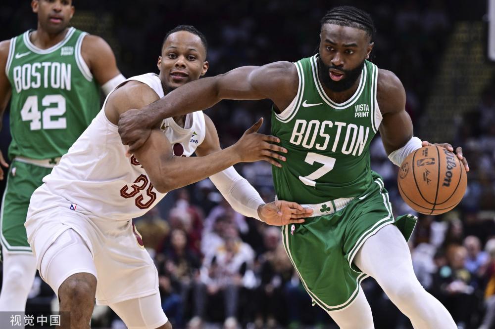 导和两翼齐 导和两翼齐