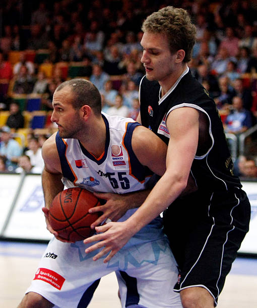 强拼搏的精 强拼搏的精