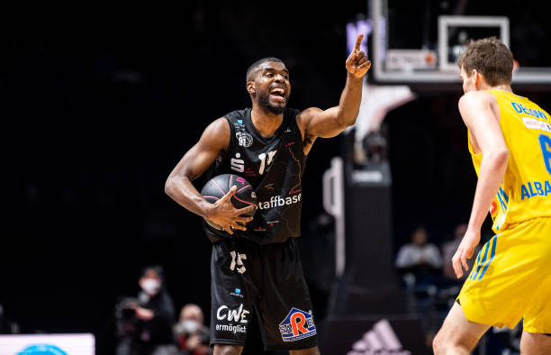 激励着他们 激励着他们